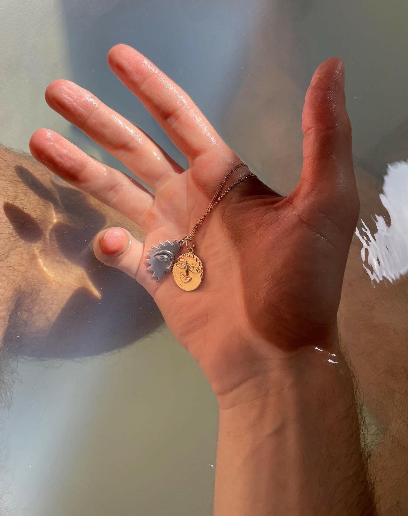 MINI SUN NECKLACE