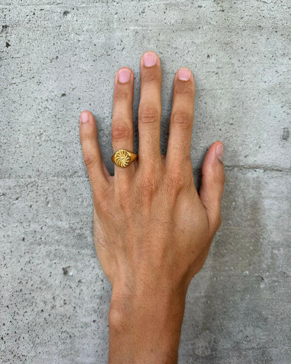 SUN SIGNET RING